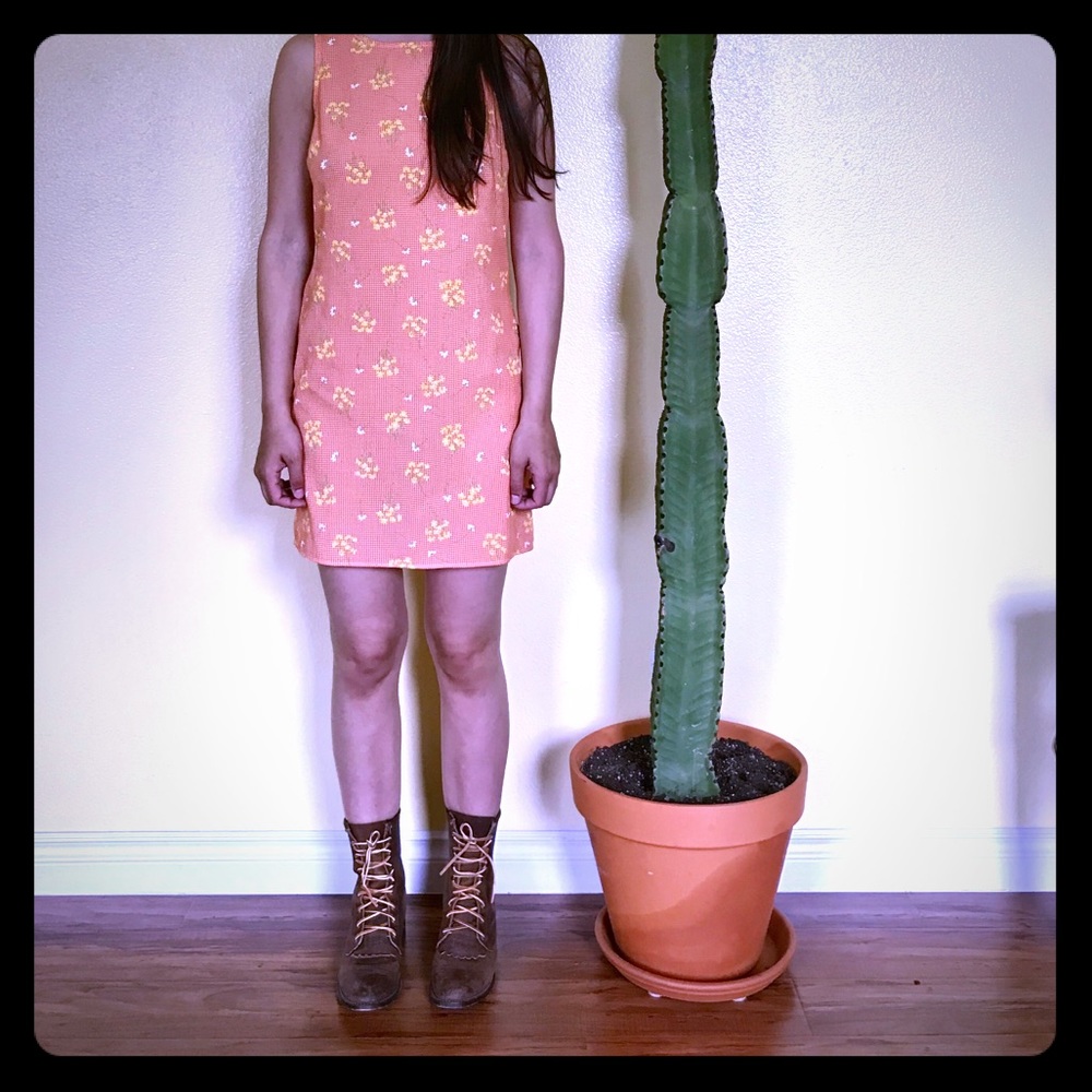 Summery vintage dress above the knee dress
